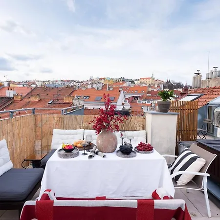 Charming In Vrovice With Roof Terrace Appartamento *